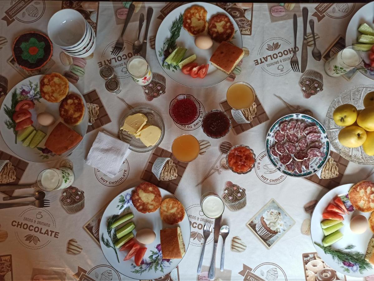 Toktogul Ghesthouse Otel Dış mekan fotoğraf